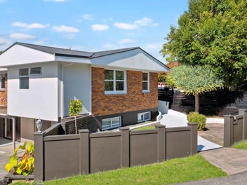 9 Walter MacDonald Street, Howick, Auckland