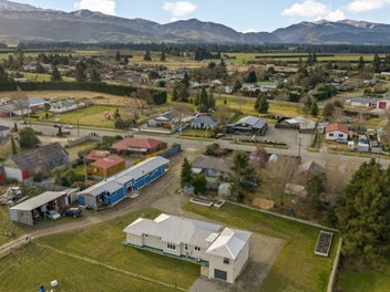 5669 West Coast Road, Springfield, Springfield