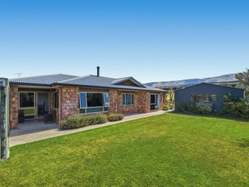 10 Missy Crescent, Mount Pisa, Cromwell