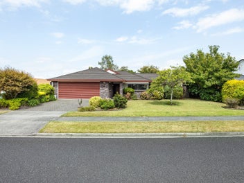 6 Moreland Avenue, Pukete, Hamilton