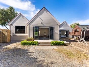 28 Kaka Road, Raumati Beach, Paraparaumu