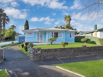 5 Tilbury Place, Avondale, Auckland