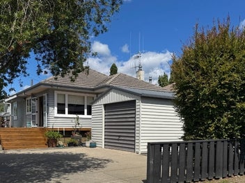 5B Churchill Road, Judea, Tauranga