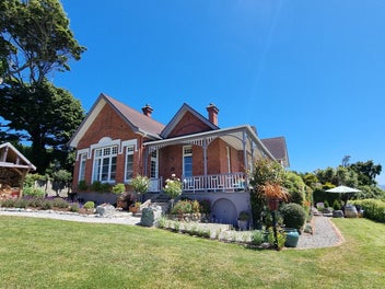 2B Herbert Street, Riverton/Aparima