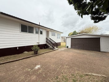20 Becker Drive, Weymouth, Auckland