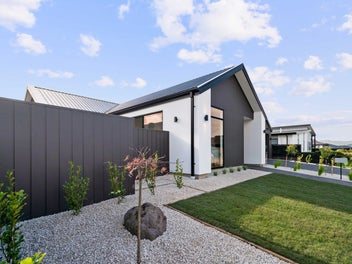 9 Hollard Crescent, Lincoln, Lincoln