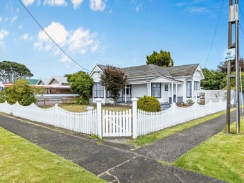 11 Nelson Street, Waitara, Waitara
