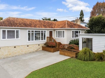 1/39 Youngs Road, Papakura, Auckland