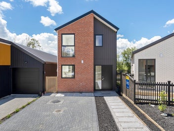 14 Paretao Street, Massey, Auckland