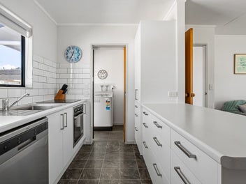 243A Port Road, Whangamata, Whangamatā