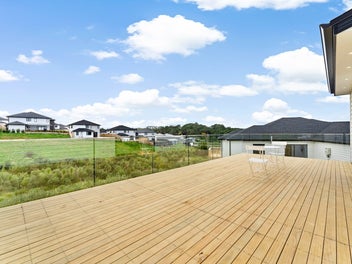 5 Crows Road, Swanson, Auckland
