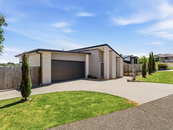 25 Hastings Road, Pyes Pa, Tauranga