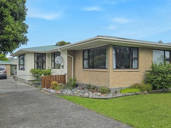 204 Sewell Street, Hokitika