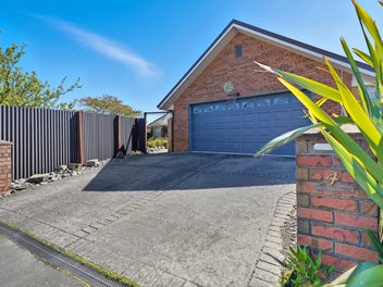 4 Teal Close, Woolston, Christchurch