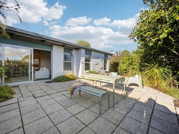 2/49 Watea Road, Torbay, Auckland