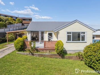 1 Taku Matenga Grove, Korokoro, Lower Hutt