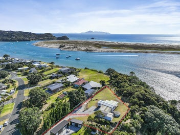 55 Robert Road, MANGAWHAI HEADS, MANGAWHAI