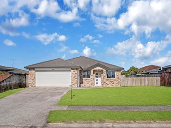 104 Naylors Drive, Mangere, Auckland