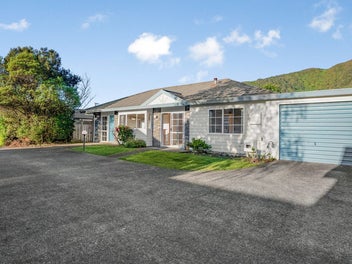 11/169 Whites Line East, Waiwhetū, Lower Hutt