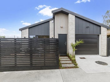 36B Muir Avenue, Mangere Bridge, Auckland
