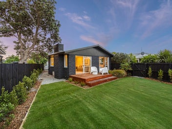 1/775 Main North Road, Belfast, Christchurch