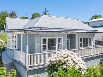 21 Glenross Street, Glenross, Dunedin