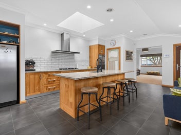 6 Bauchop Road, Waterloo, Lower Hutt