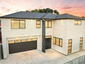 17A Ussher Place, Pakuranga Heights, Auckland