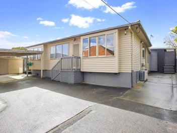 9 Sheehan Road, Te Atatu South, Auckland
