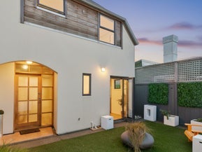 2D Hatton Street, Karori, Wellington