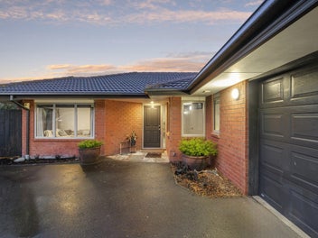 7 Gilders Grove, Heathcote Valley, Christchurch
