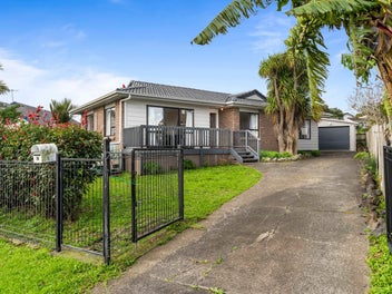 61 Charntay Avenue, Clover Park, Auckland