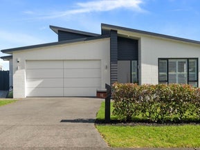 10 Karo Road, Beachlands, Auckland