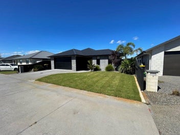 11 Fuller Street, Papamoa Beach, Papamoa