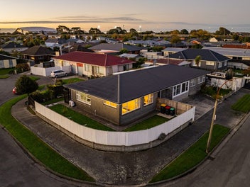 2/22 Blakehall Place, Spreydon, Christchurch