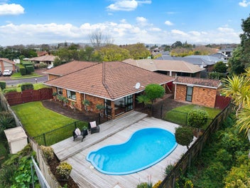 16 Westholm Way, Pahurehure, Papakura