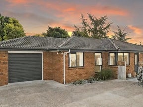 17A The Glade North, Pukekohe