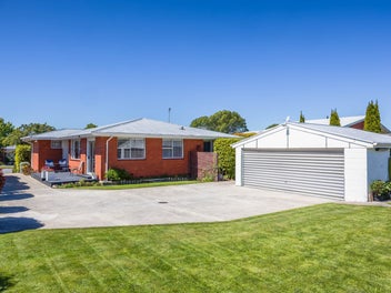 138 Warren Crescent, Hillmorton, Christchurch