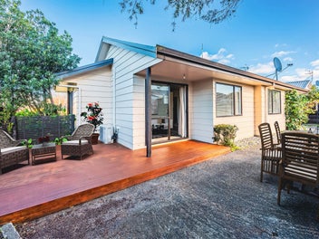 42 Whiting Crescent, Greenmeadows, Napier