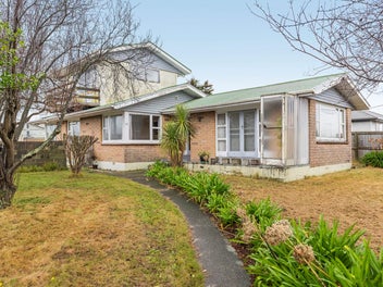 15 Rowan Avenue, Aranui, Christchurch