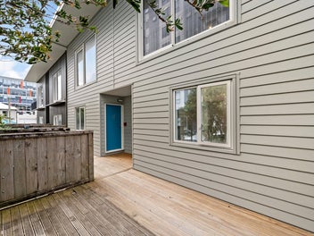 18/3 Kelvin Grove, Te Aro, Wellington