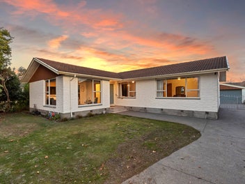 55 Glenmore Avenue, Casebrook, Christchurch