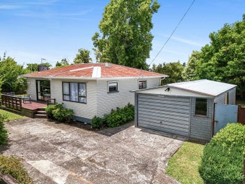 37 Pollen Crescent, Melville, Hamilton