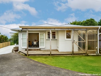 16 Balmain Street, Newlands, Wellington