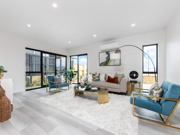 24 Puwha Street, MASSEY, AUCKLAND