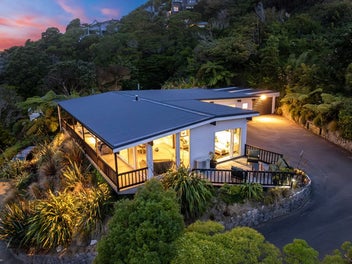 5 Lethenty Way, Karori, Wellington