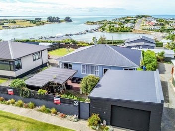 23 Osborne Street, Riverton