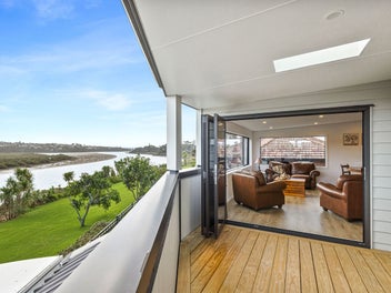 34A Renata Crescent, Te Atatu Peninsula, Auckland