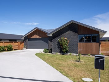 9 Greenwood Place, Amberley, Amberley