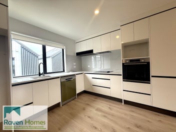 4/25 Taikata Road, Te Atatū Peninsula, Auckland